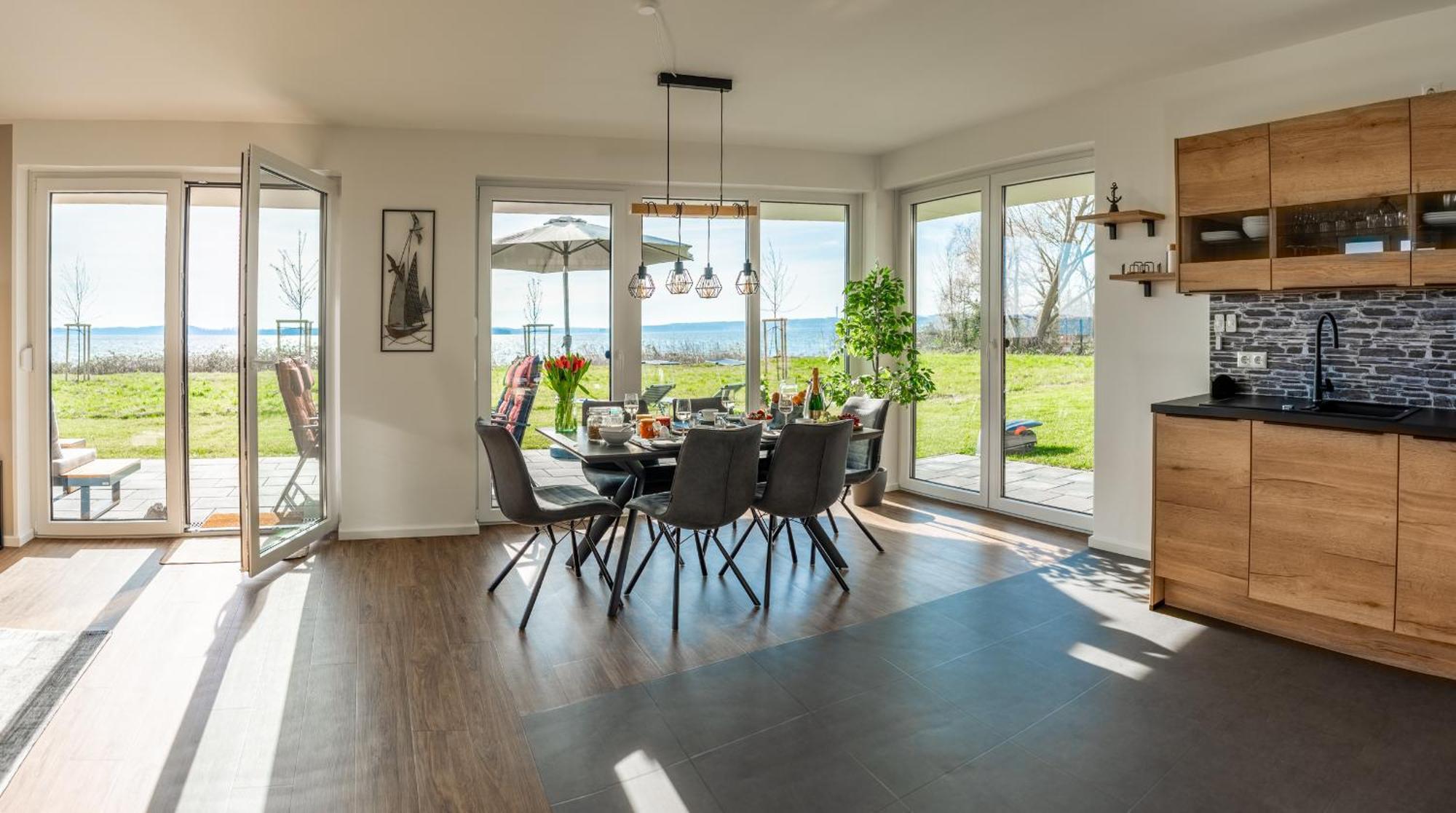 Hangar 19 Luxusbungalow Am See H8 シュヴェリーン エクステリア 写真